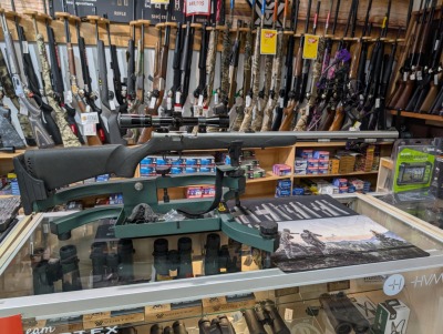 Fusil a poudre noir FIREHAWK